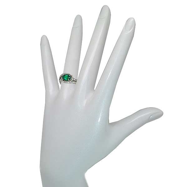 Emerald Ring 01