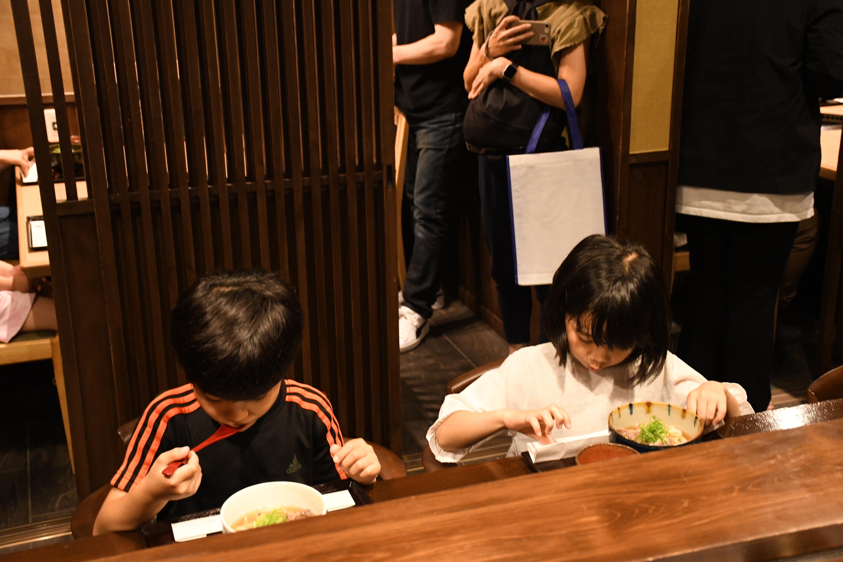 Photo：Children Enjoying an After-school Meal at Kodomo Kyoiku Shokudo
